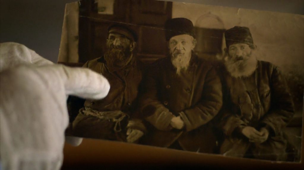 Photos offer rare glimpse into Jewish shtetl life