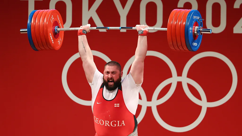 Lasha Talakhadze has held three world records for weightlifting since 2021 (Credit: Getty Images)