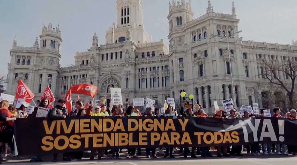 Spain ‘social emergency’ as rents double in a decade
