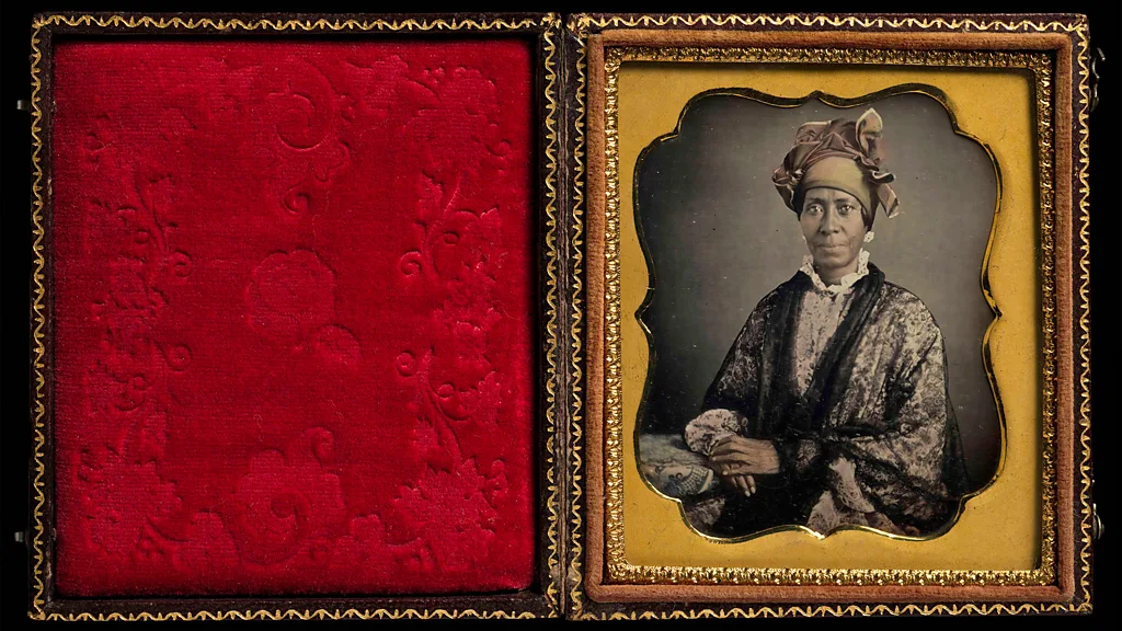 Woman Wearing a Tignon (Credit: The Metropolitan Museum of Art, William L. Schaeffer Collection, Promised Gift of Jennifer and Philip Maritz)