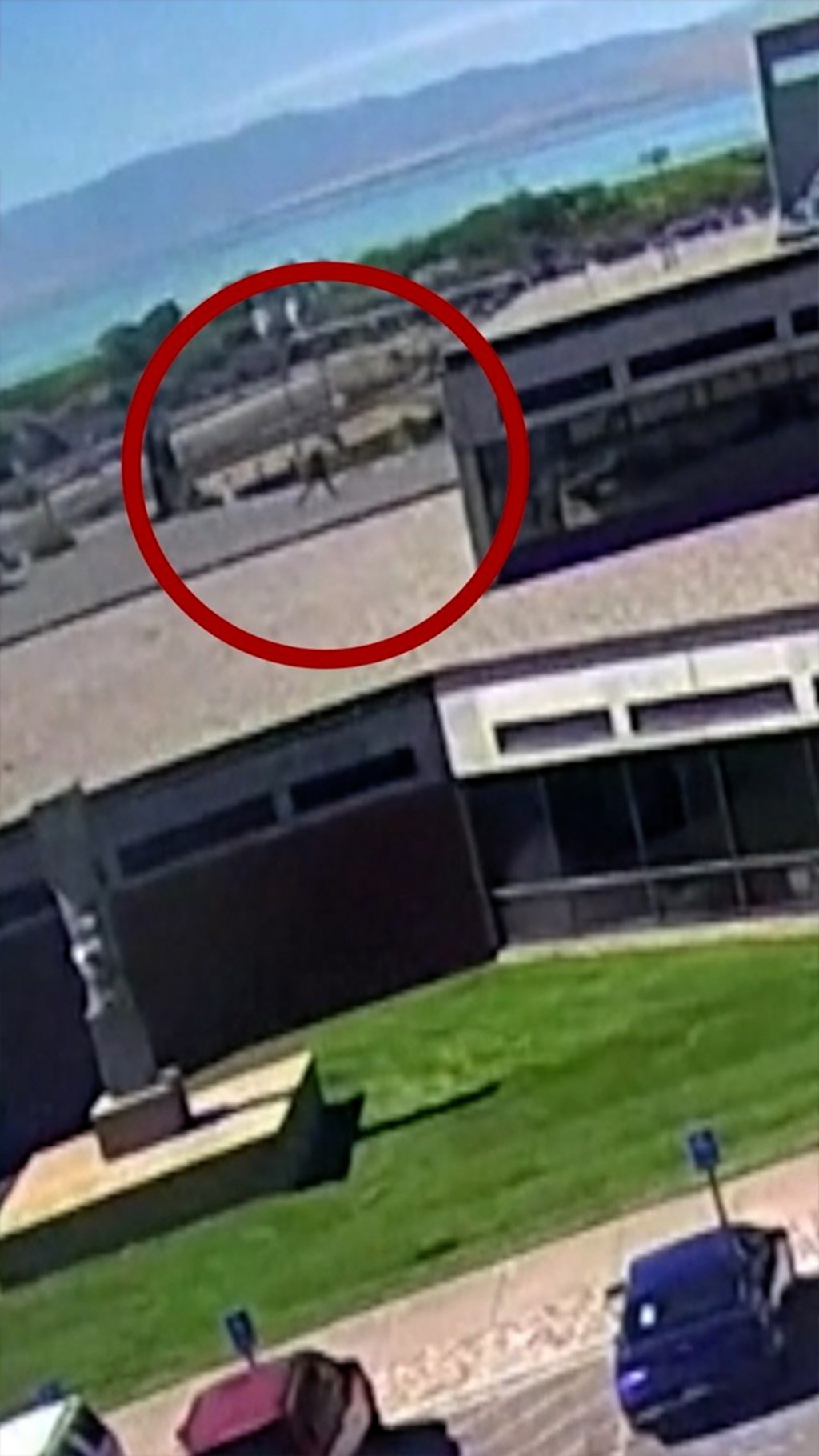 Момент бегства подозреваемого убийцы