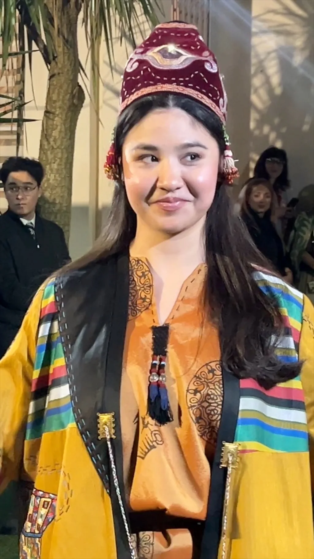 Mushukni yalayotgan qizning pornosini tomosha qiling