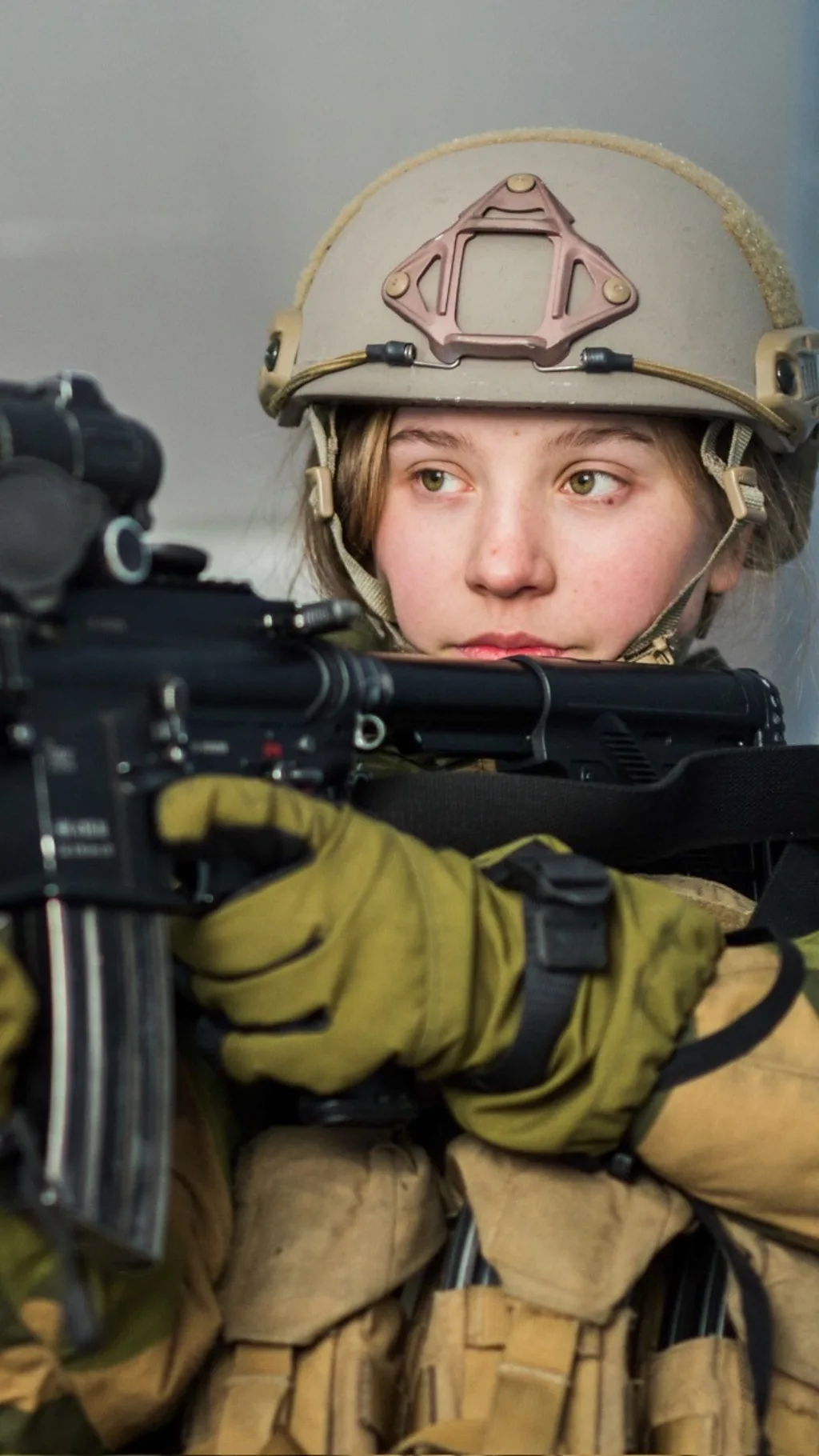 Rossiya va Putinga qarshi Yevropa ayollari qurollanmoqda – nega?