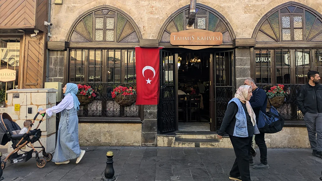 Founded in 1635, Tahmis Kahvesi is one of the world's oldest coffee shops (Credit: Jen Rose Smith)