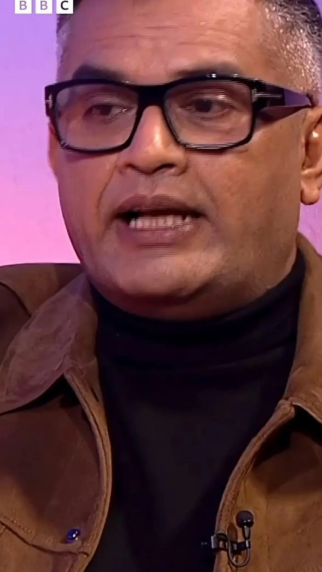 नीरज घैवान : ‘मी माझ्या जातीला लपवून ठेवलं’