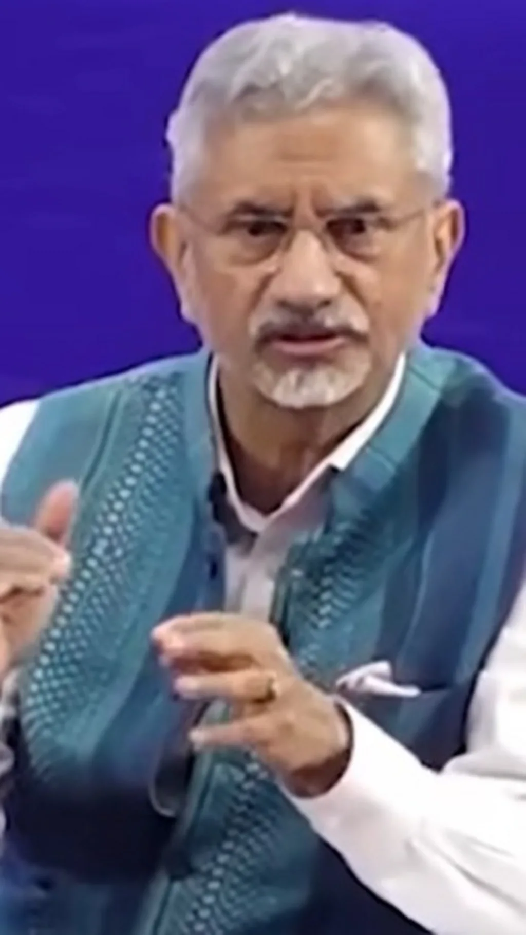 बांग्लादेश से लौटकर पड़ोसी देशों पर क्या बोले जयशंकर?