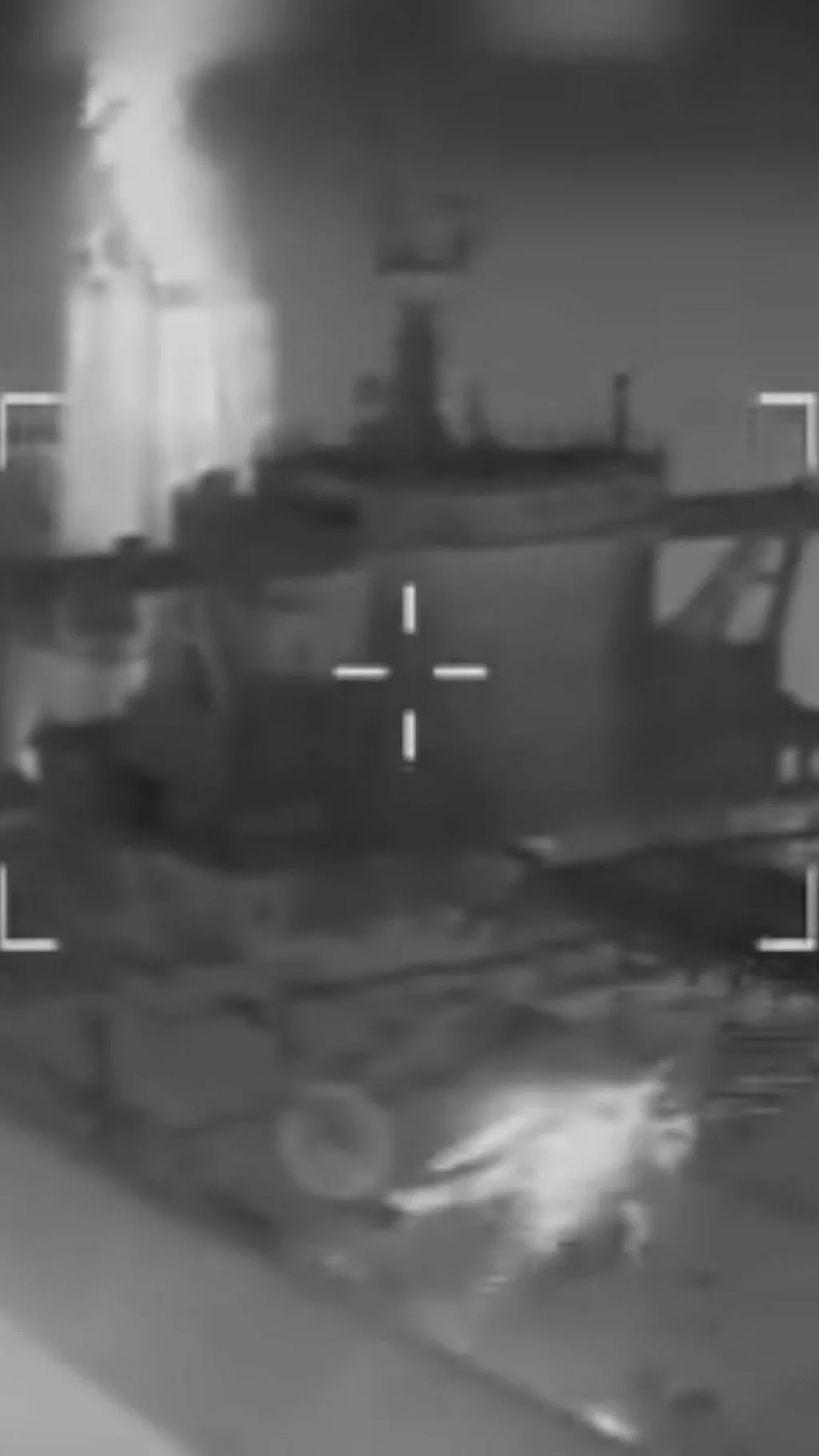 अमेरिका ने रूसी झंडे वाला तेल टैंकर ज़ब्त किया