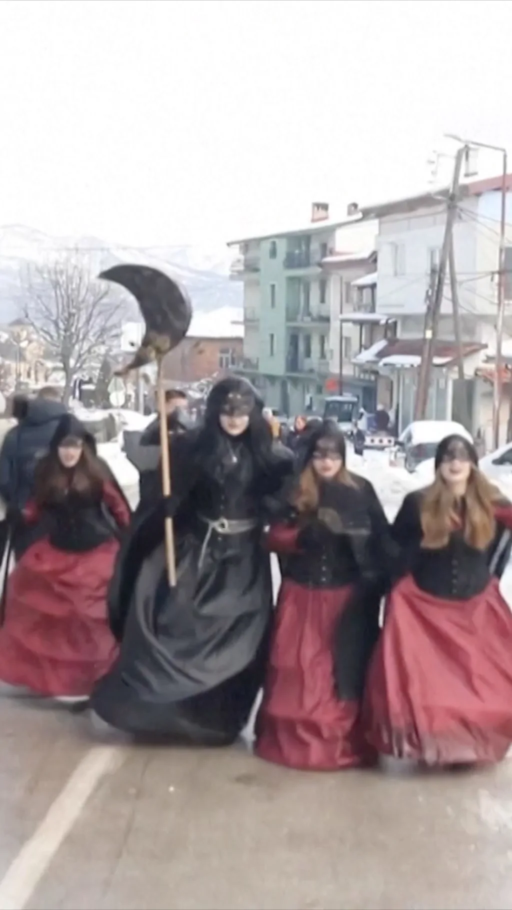 Veruje se da je običaj pod maskama u Vevčanima star više od 1.400 godina.