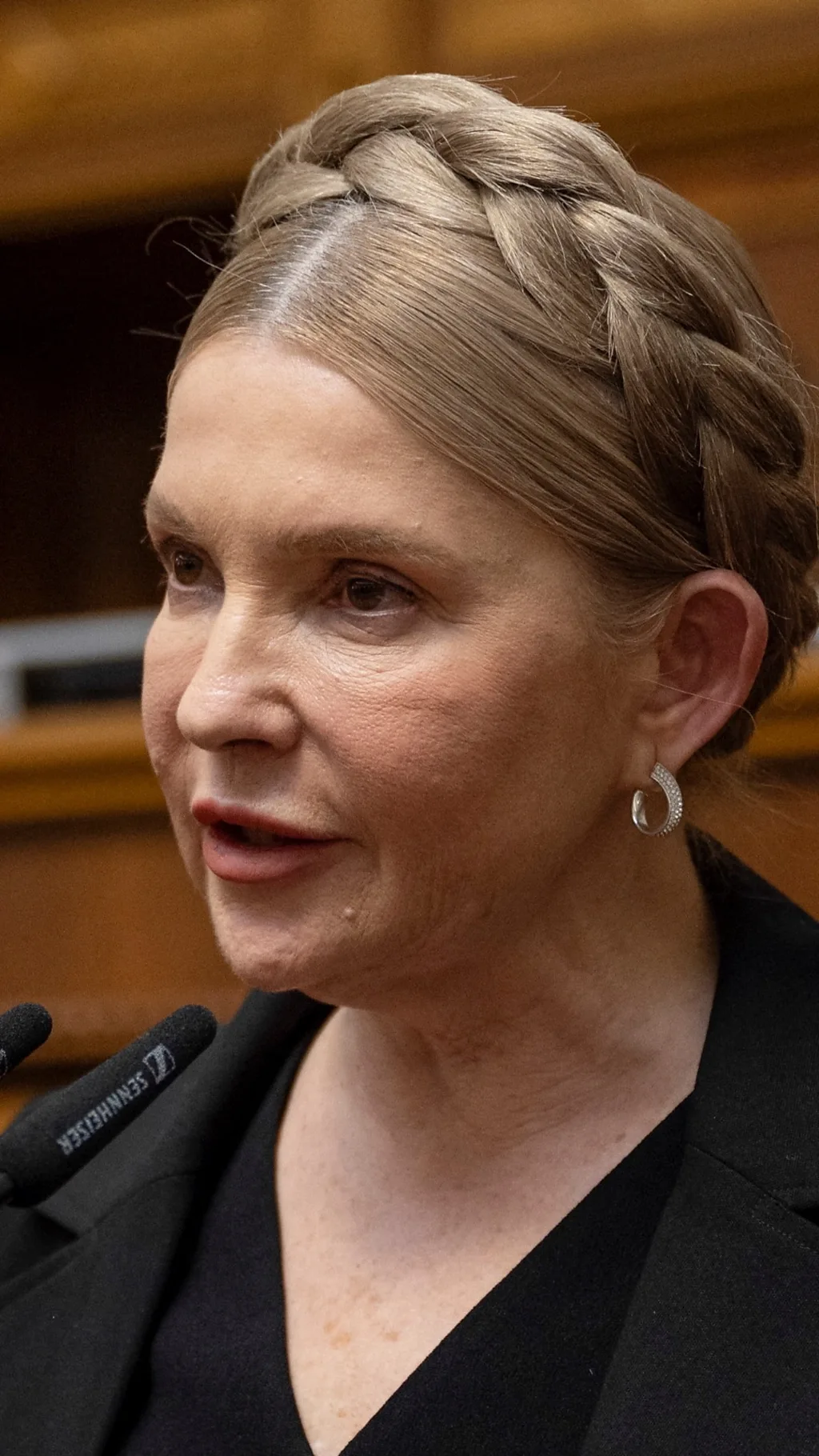 Тимошенко подозревают в подкупе депутатов