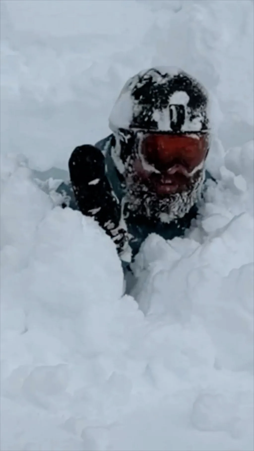 Снежный коллапс на Камчатке