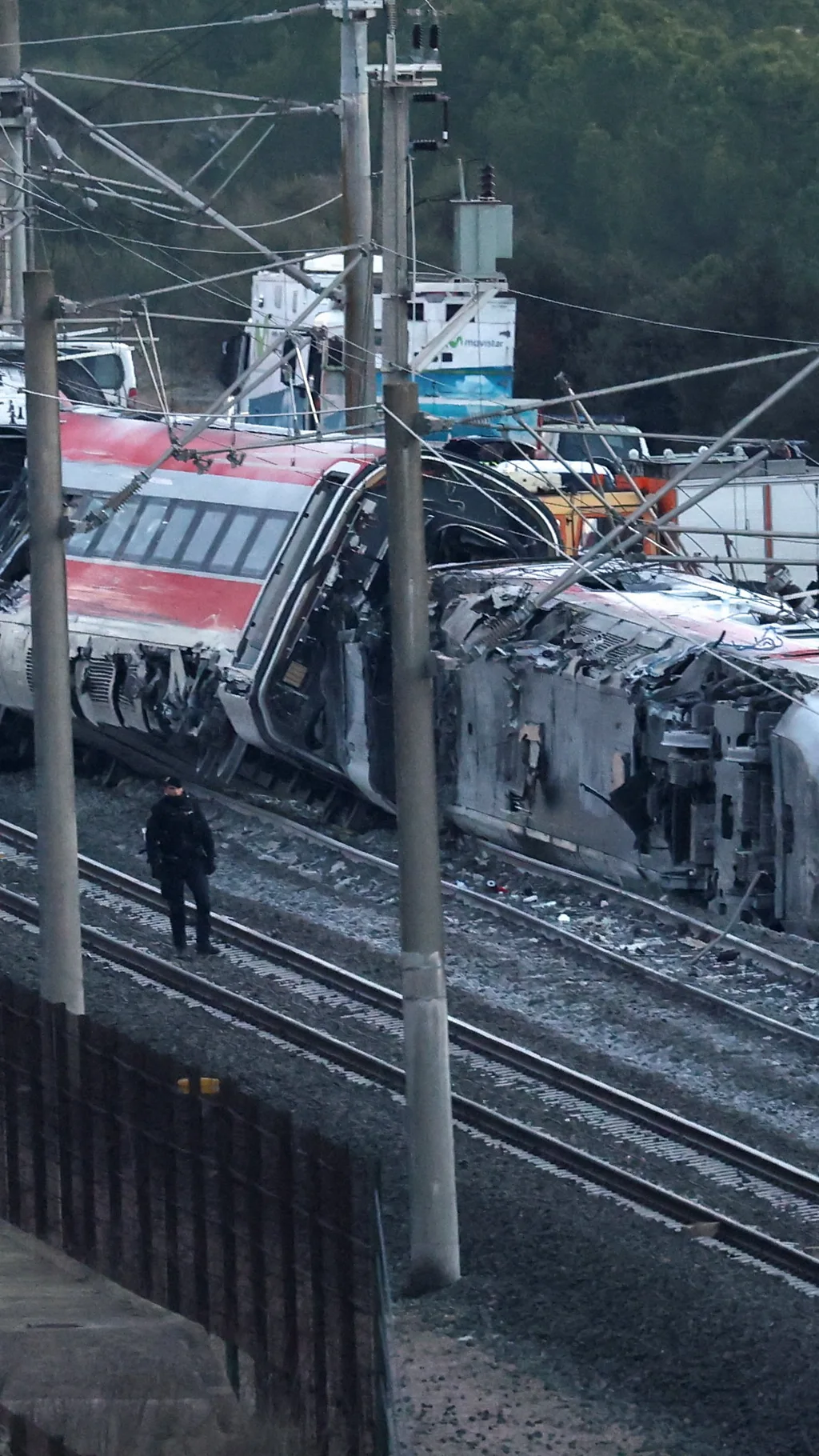 В Іспанії зіштовхнулися потяги: десятки загиблих