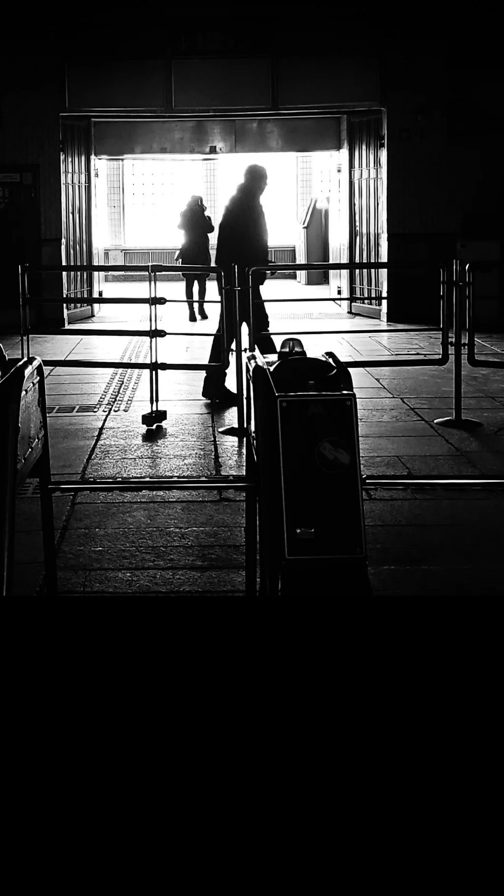 В енергосистемі України склалася кризова ситуація – цілі регіони опинилися без електрики