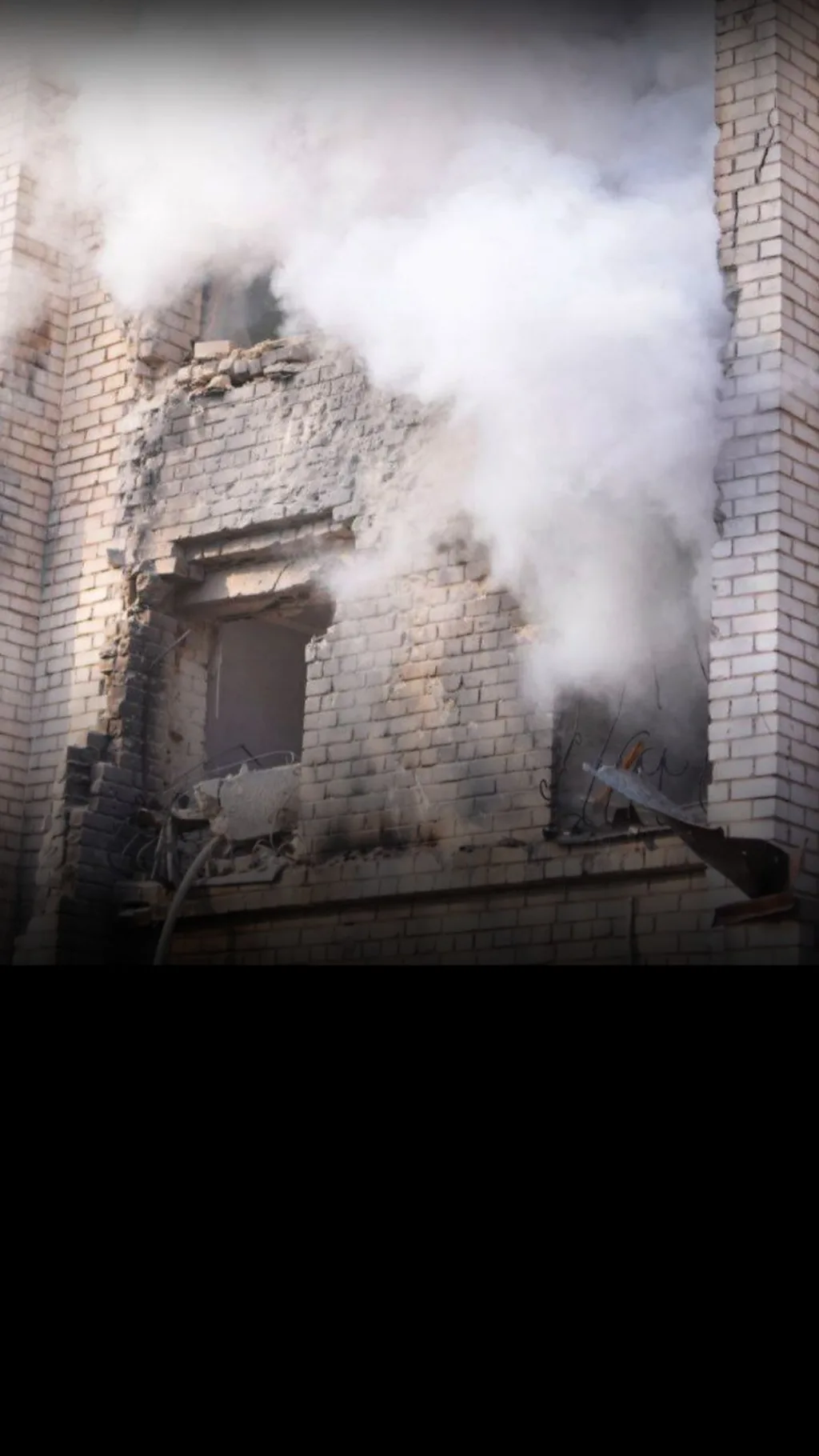 Росія вдарила по пологовому будинку в Запоріжжі