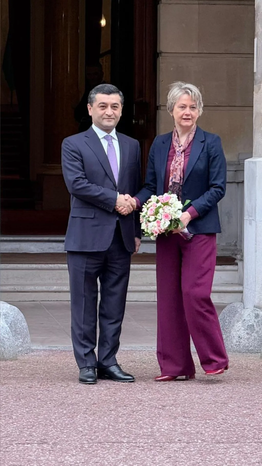 O‘zbekiston Tashqi ishlar vaziri Londonga nega keldi?