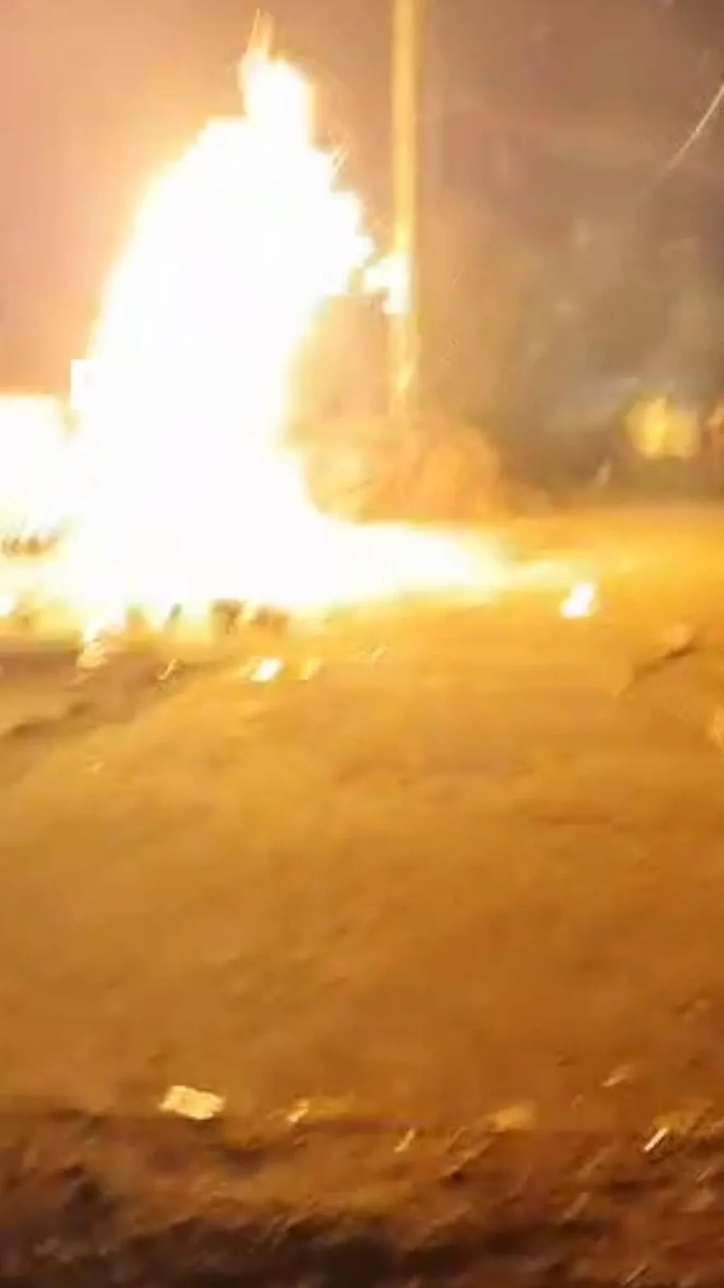 Vadodara : Holi ની જ્વાળાથી light cable wire માં ભડાકા થયા, લોકોનું શું થયું?