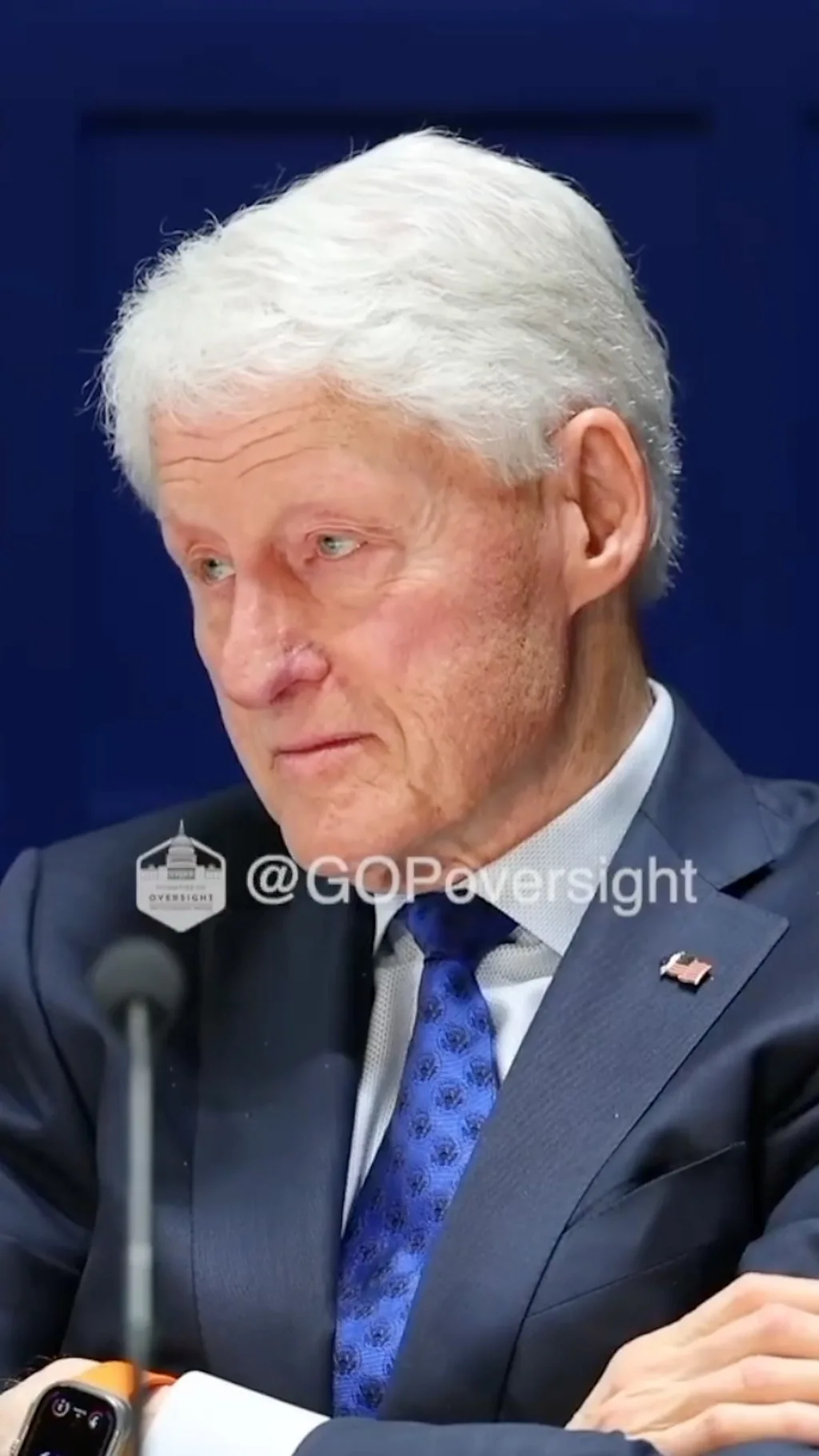 Klinton svedoči o Epstinovim dosijeima