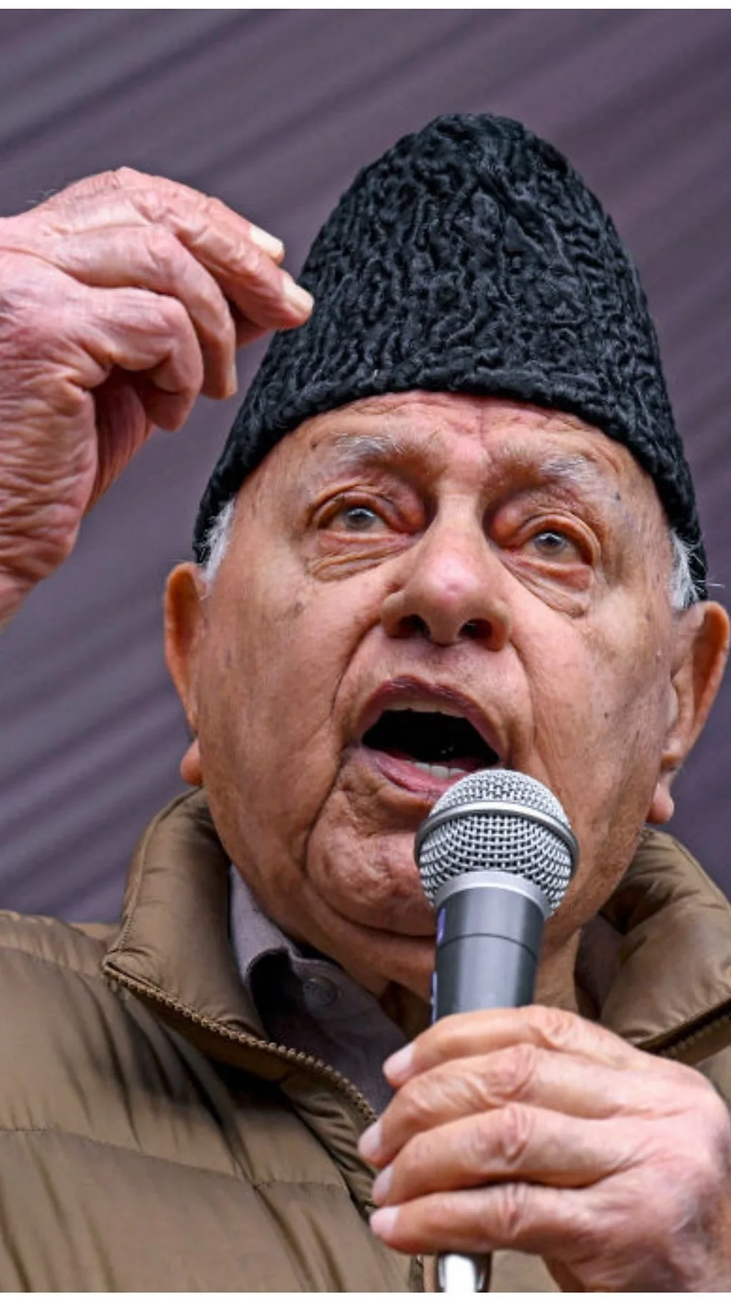 फ़ारूक़ अब्दुल्लाह पर हुए 'जानलेवा हमले' का वीडियो वायरल