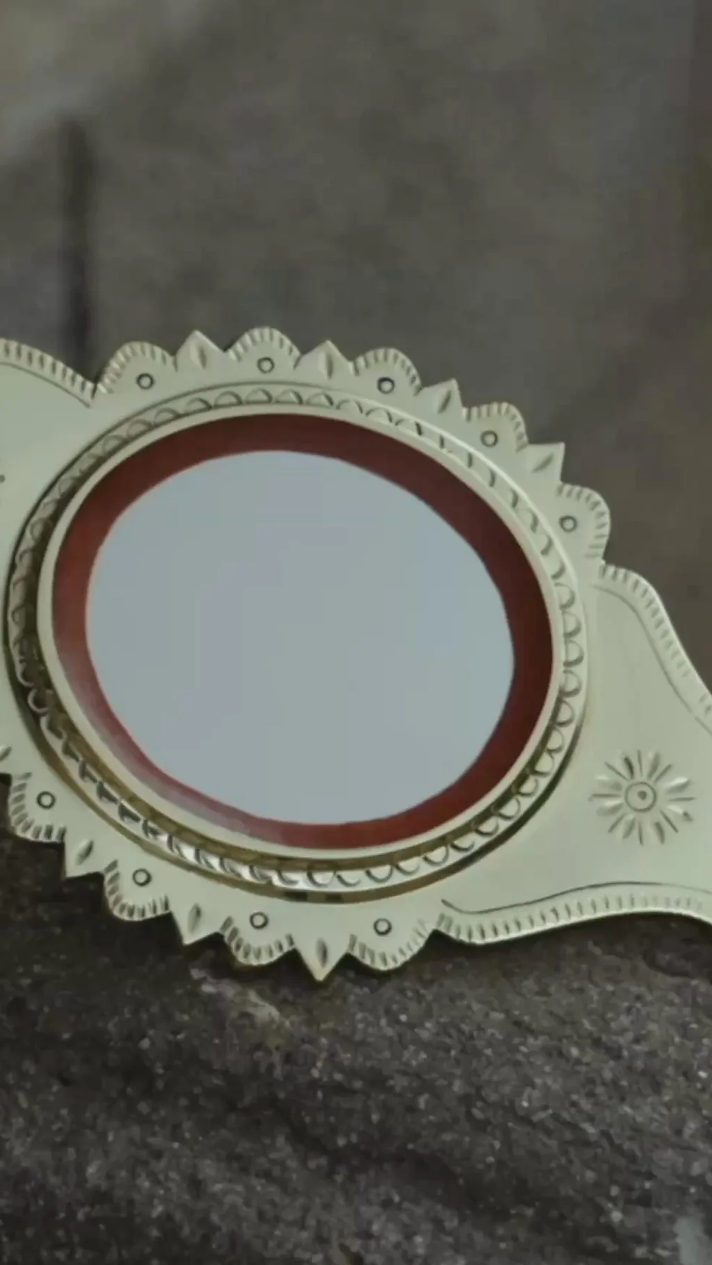 अरनमुला आईना: इसमें क्या अलग दिखाई देता है?