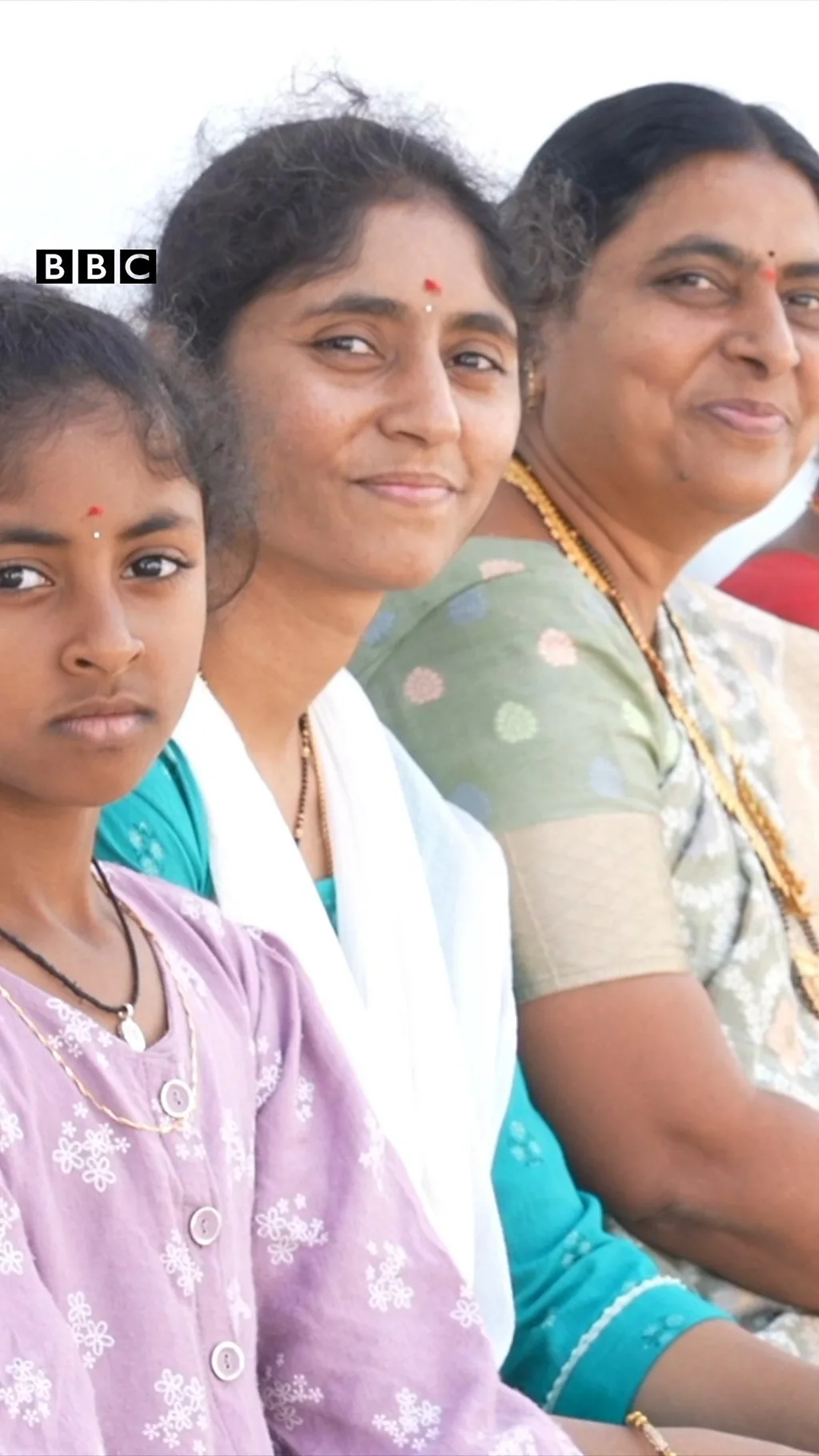 బంగారం: ధర విషయంలో ఐదు తరాలవారు ఏమంటున్నారు?