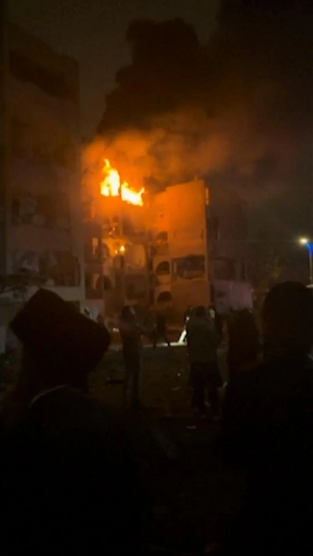 इसराइल पर ईरान के मिसाइल हमले