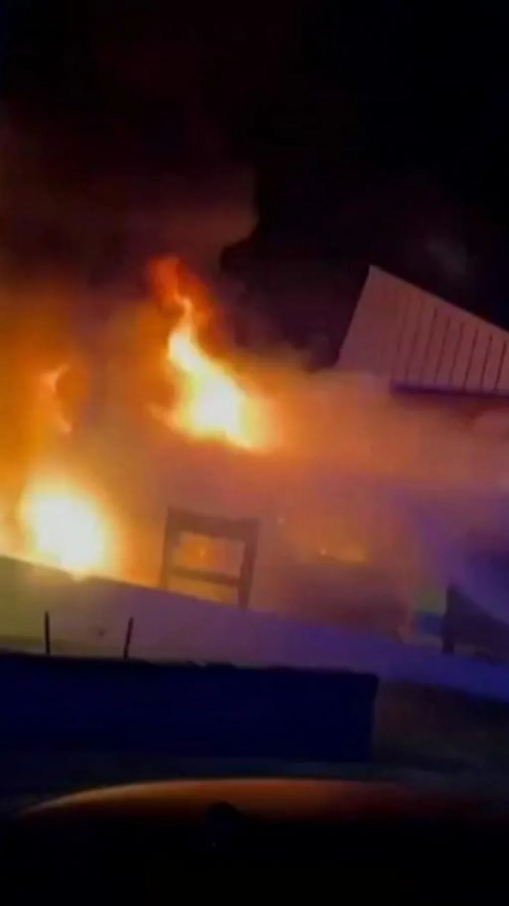 เปิดนาทีลอบวางเพลิง รถพยาบาลชุมชนชาวยิว ในกรุงลอนดอน