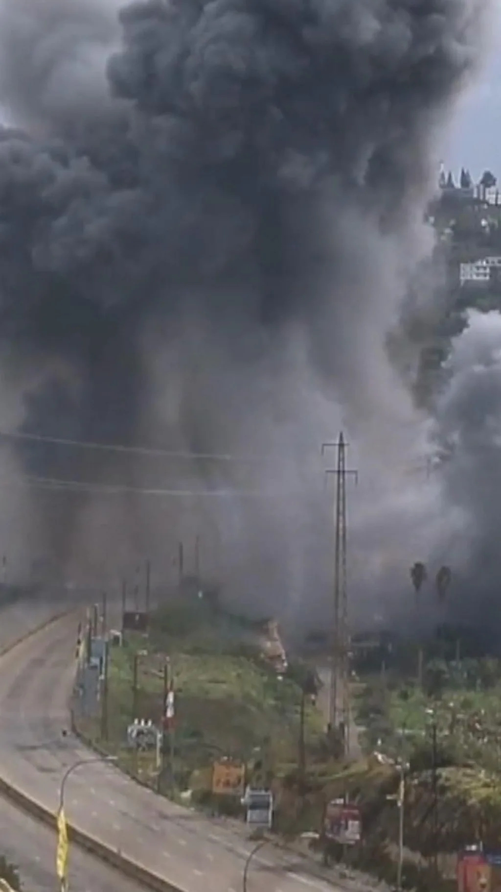 นาทีกองทัพอิสราเอลระเบิดสะพานทางตอนใต้ของเลบานอน