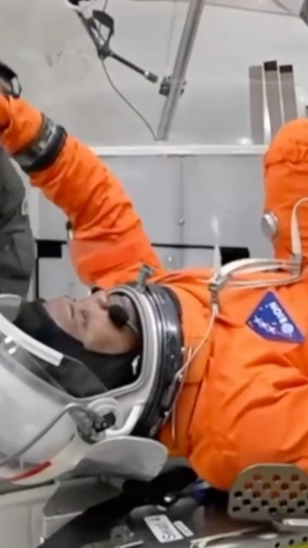 Vaznsizlik vaziyatida fazogirlar qanday hojat chiqarishadi, bilasizmi?