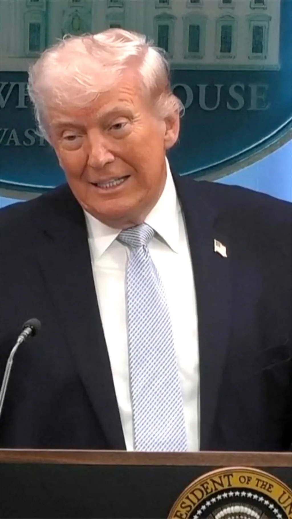 डोनल्ड ट्रम्पको चेतावनी।