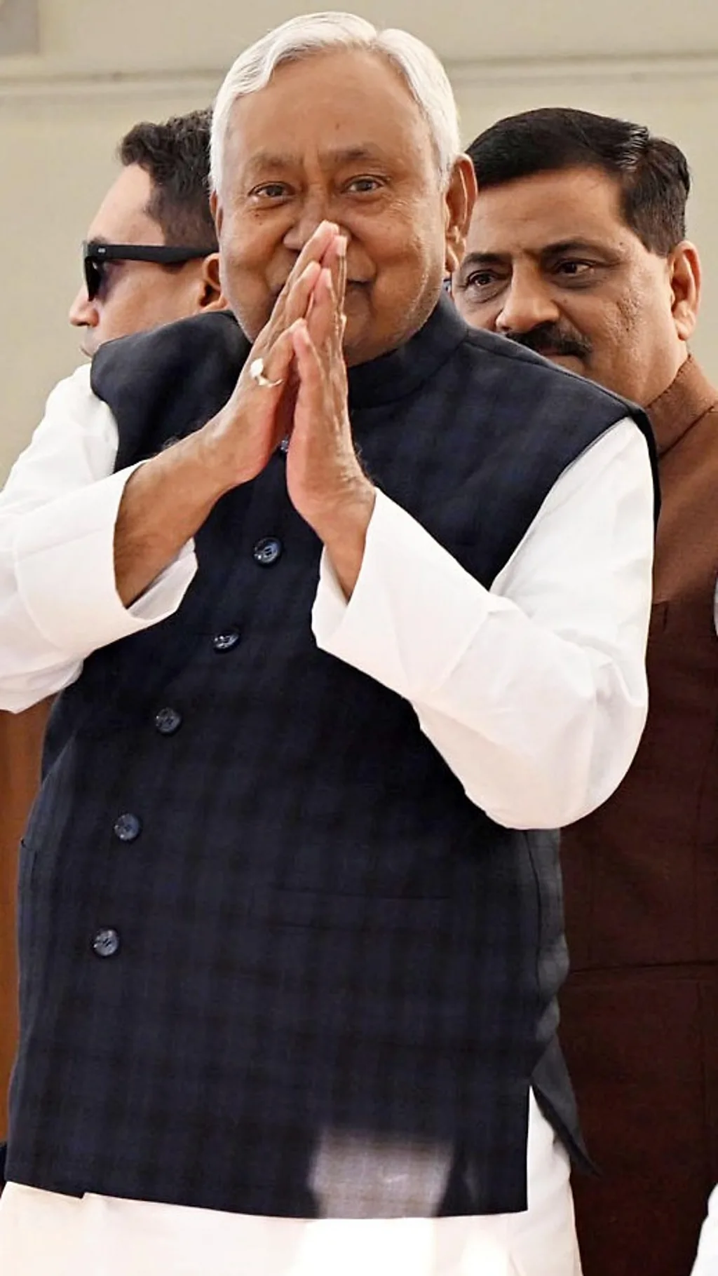 नीतीश कुमार ने बिहार के सीएम पद से दिया इस्तीफ़ा