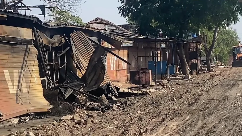 ધંધુકા કેસ : ‘અમને બીક લાગતી હતી અને એ લોકો અમારા ઘરમાં ઘૂસી ગયા’, સ્થાનિકો શું બોલ્યા?