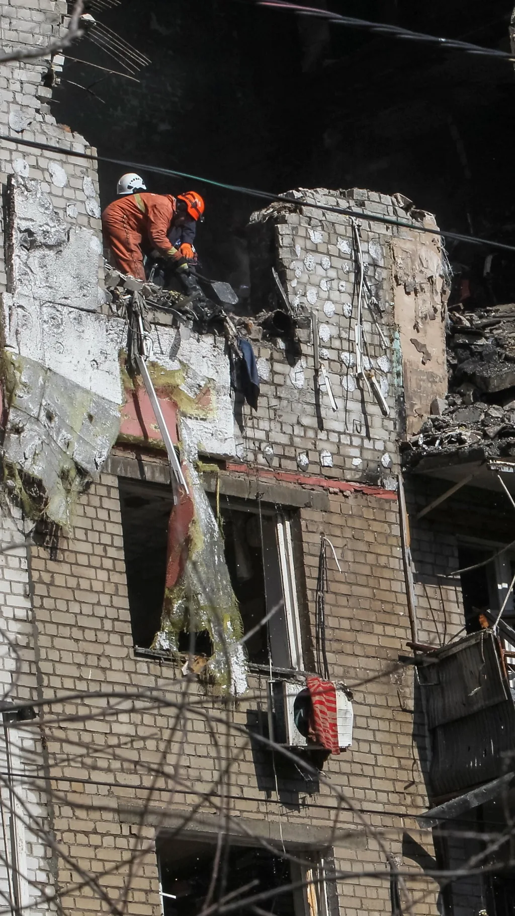 разрушенный дом