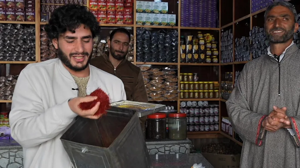 ’કેસર અસલી છે કે નહીં’ તે કેવી રીતે જાણશો?