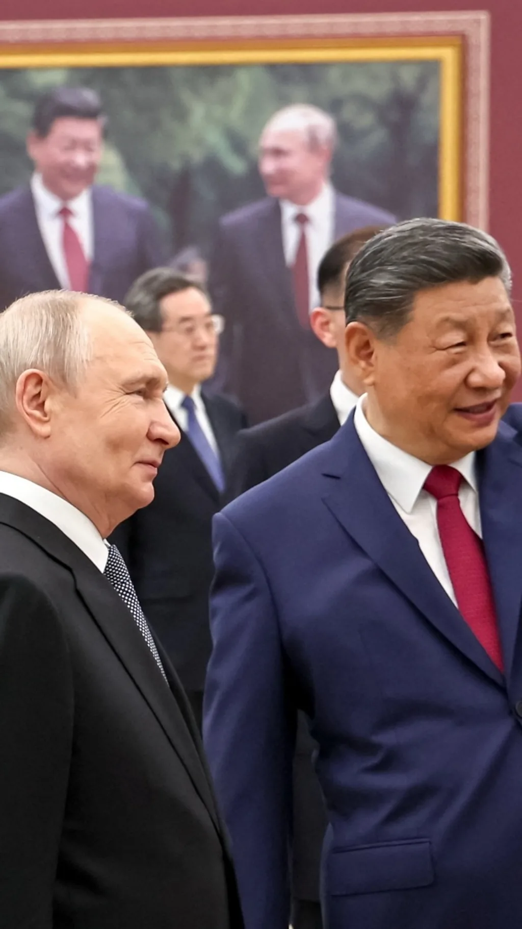 Путин и Си на выставке