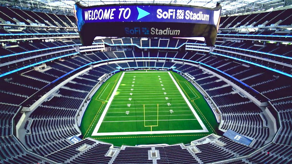 The stadium with the worlds largest screen built for sports