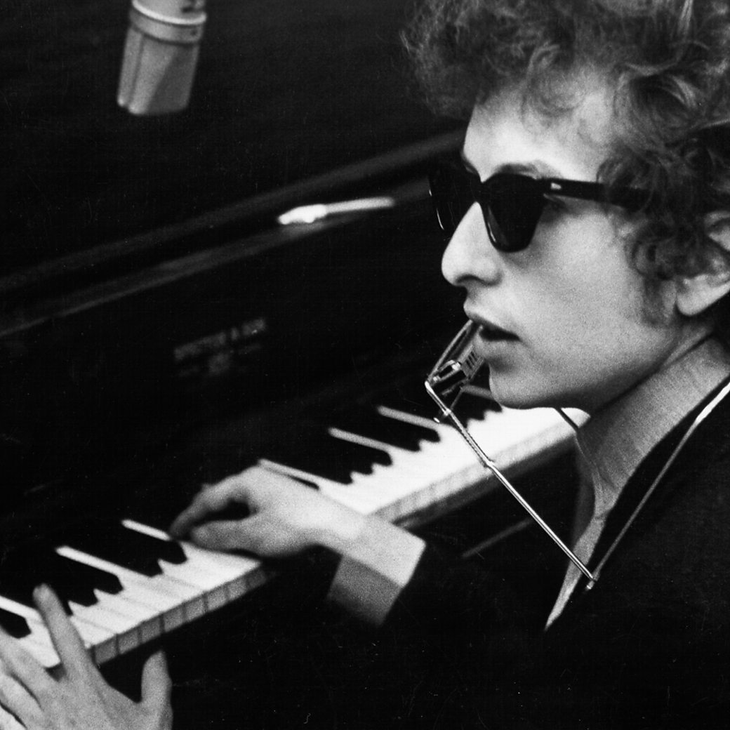 BBC Arts - BBC Arts - Is Bob Dylan's latest album the craziest box