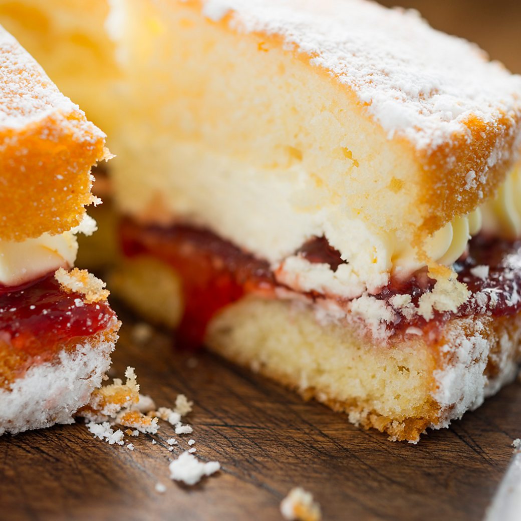 Baking Science: Water Bath for Sponge Cakes - Ultimate Omnoms