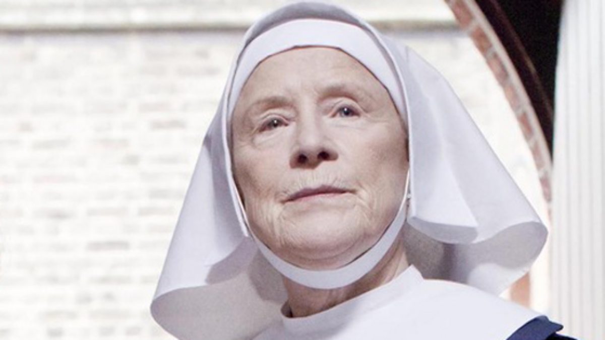 bbc-one-call-the-midwife-sister-monica-joan