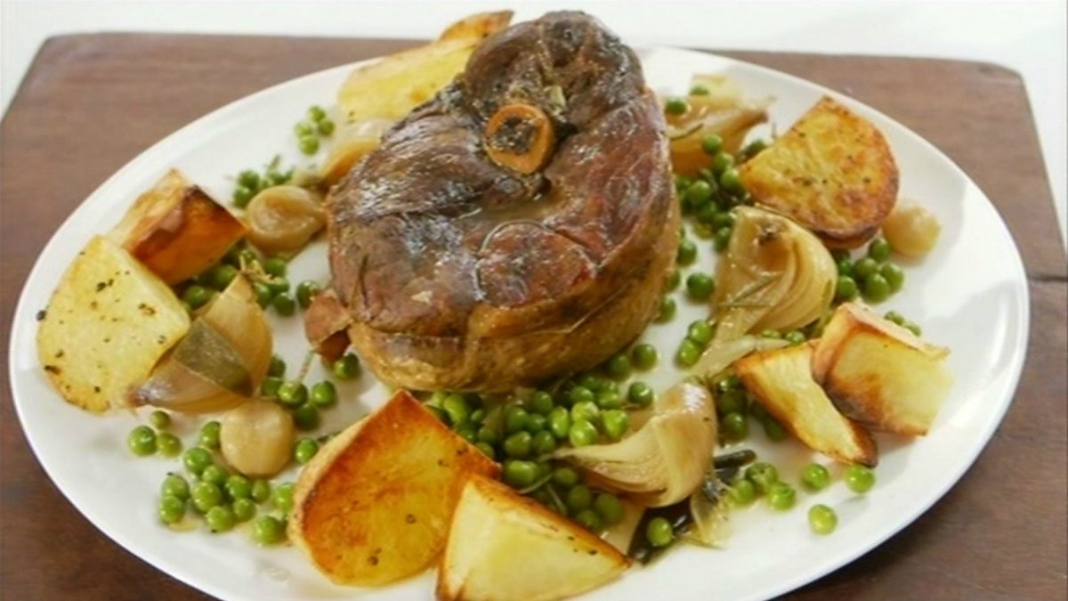 BBC Two - Lorraine's Fast, Fresh and Easy Food, Baking It, Slow roast