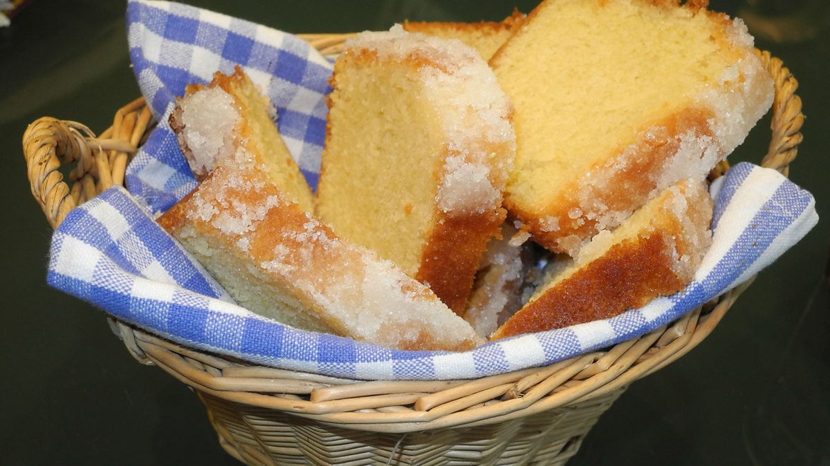 BBC Radio 2 - Mary's lemon drizzle cake - The Chris Evans Breakfast