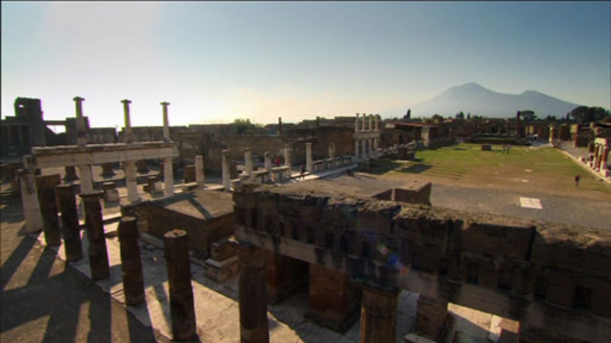 BBC Two Pompeii Life and Death in a Roman Town, Pompeii life on