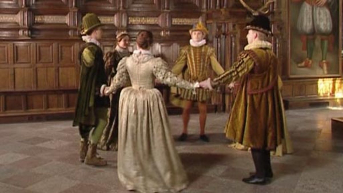 How did Tudor people dance