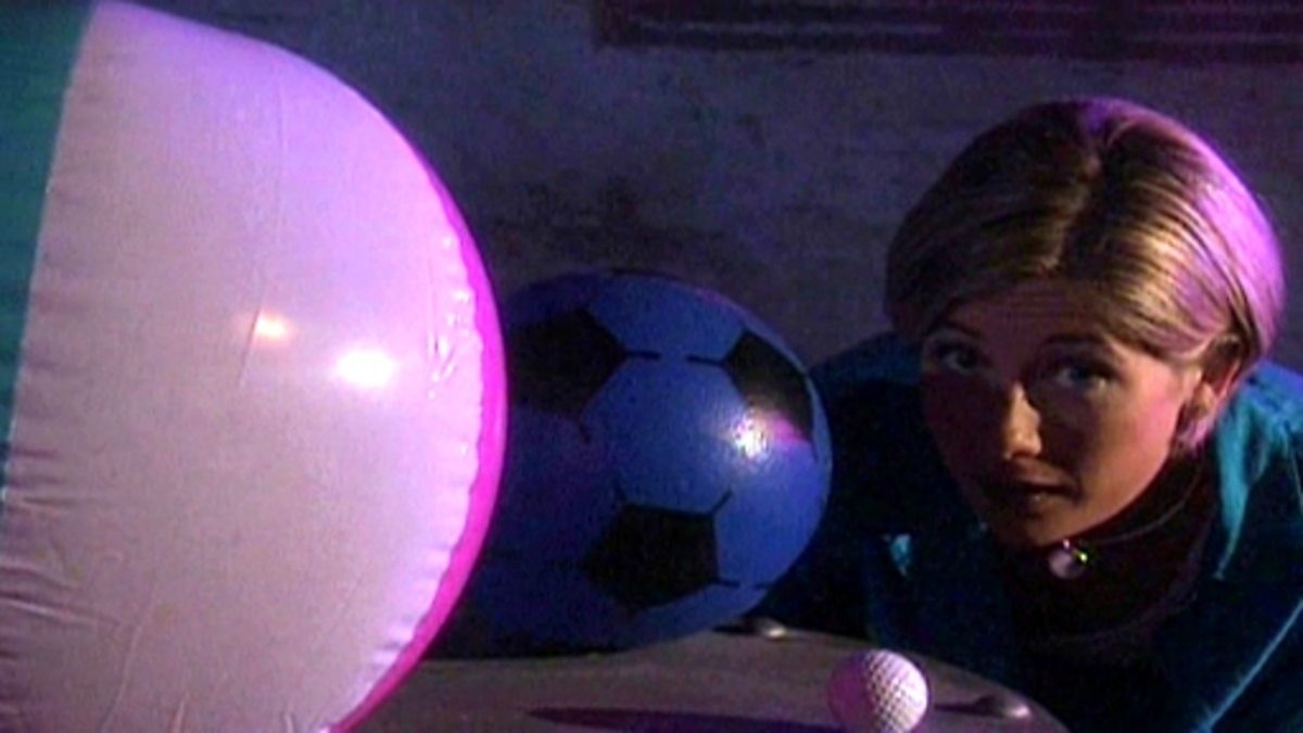 BBC Two Science Clips, Micro Organisms, Understanding the size of