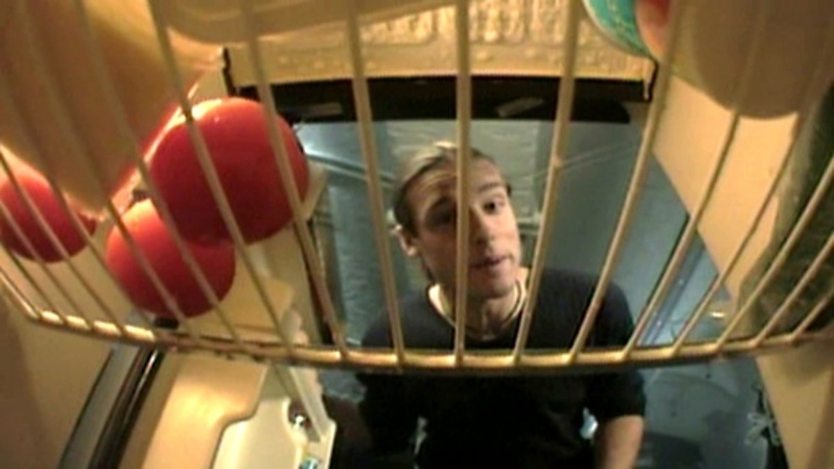 BBC Two Science Clips, Micro Organisms, Seeing the bacteria carried