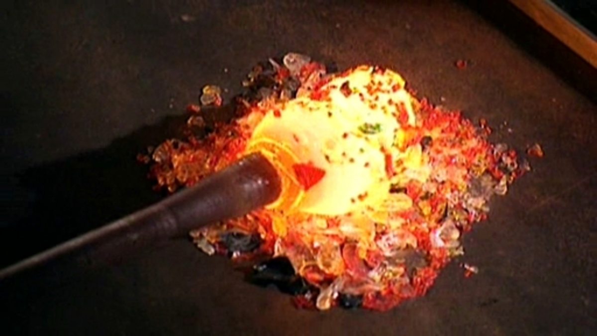 Bbc two ks1 science clips groups and changing materials glass blowing
