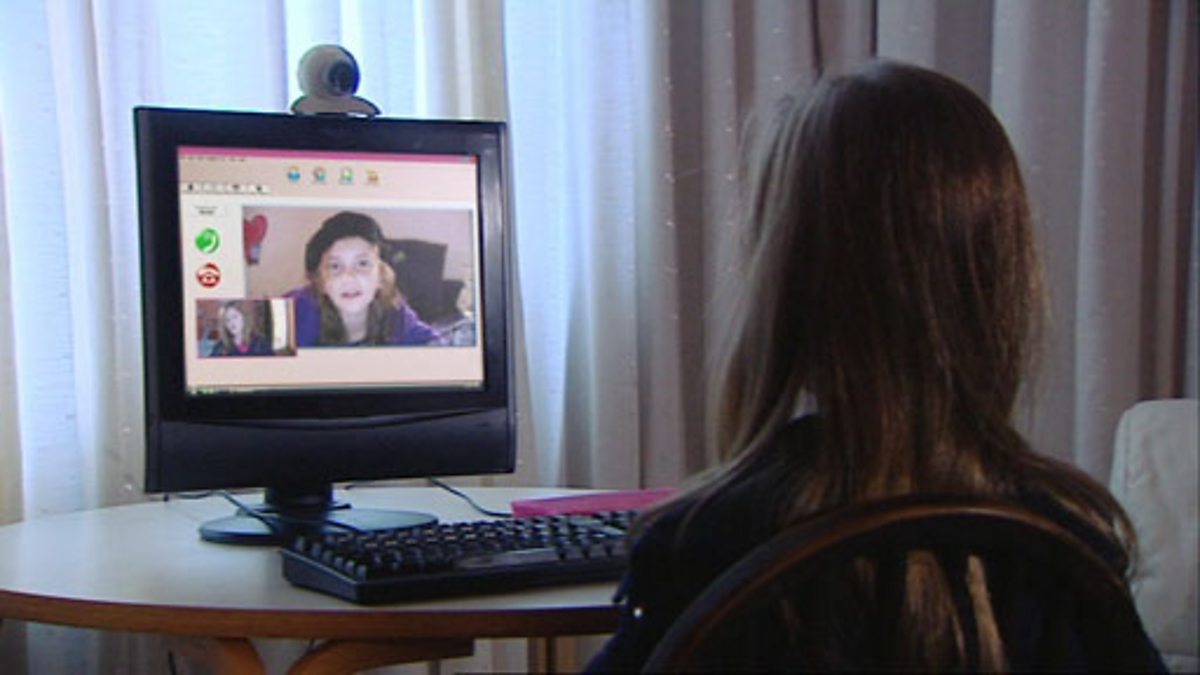 cbbc-newsround-specials-caught-in-the-web-webcam-risks