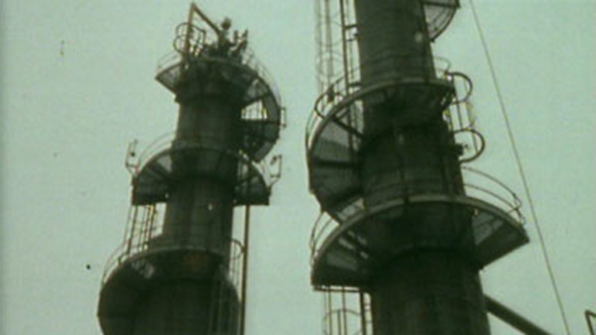BBC Two Bitesize Chemistry, Refinement of oil into fuel products
