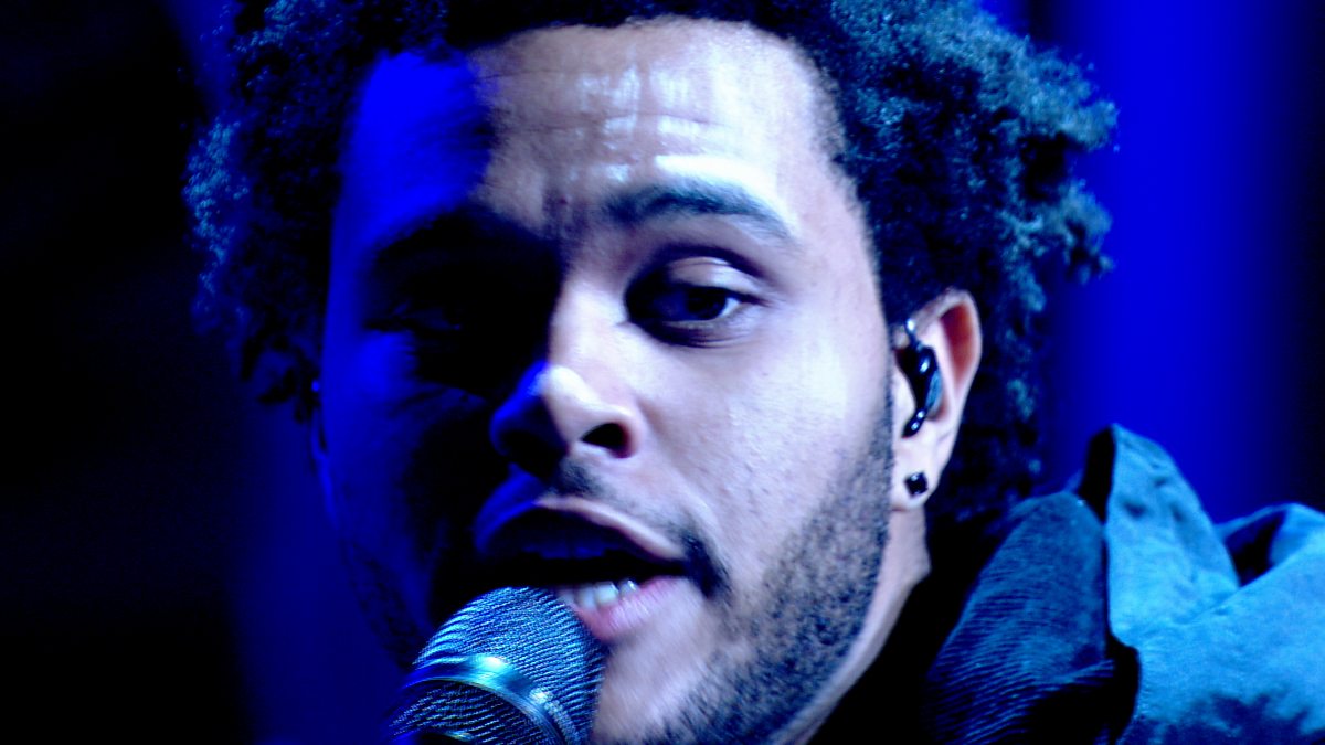 BBC Radio 1 - Radio 1's Live Lounge - The Weeknd makes his Live Lounge ...