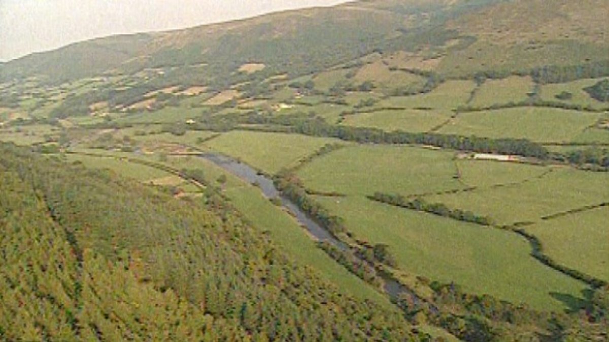 BBC Two Landmarks, The River Severn, The Course of the River, Middle