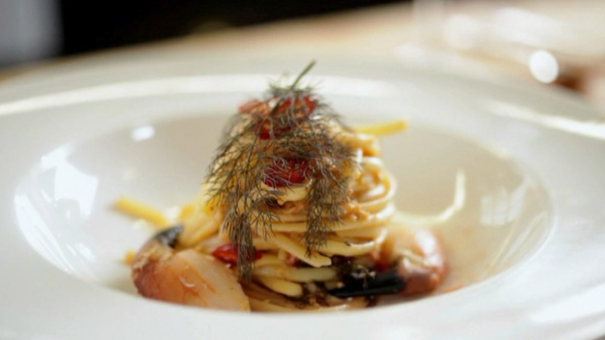 BBC Two Hairy Bikers Everyday Gourmets, Dinner for Two, Top tip Crab