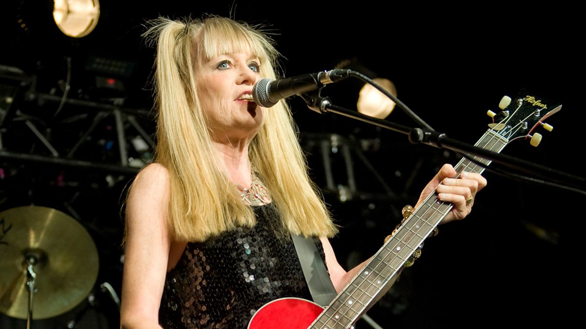 Former Talking Heads bassist Tina Weymouth chats to Mark Radcliffe about To...